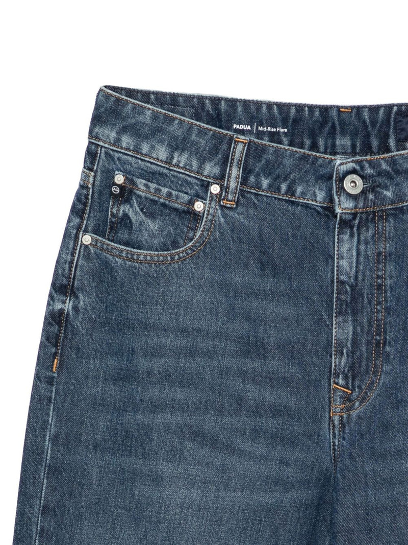 whiskering-effect jeans 3