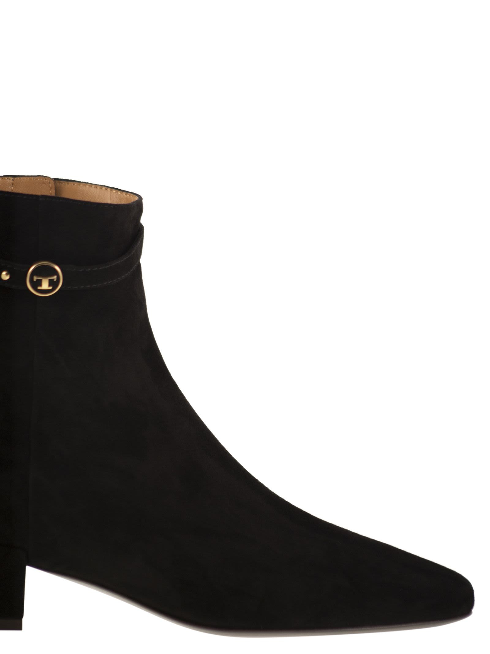 Tod's Women Suede Ankle Boots - 6