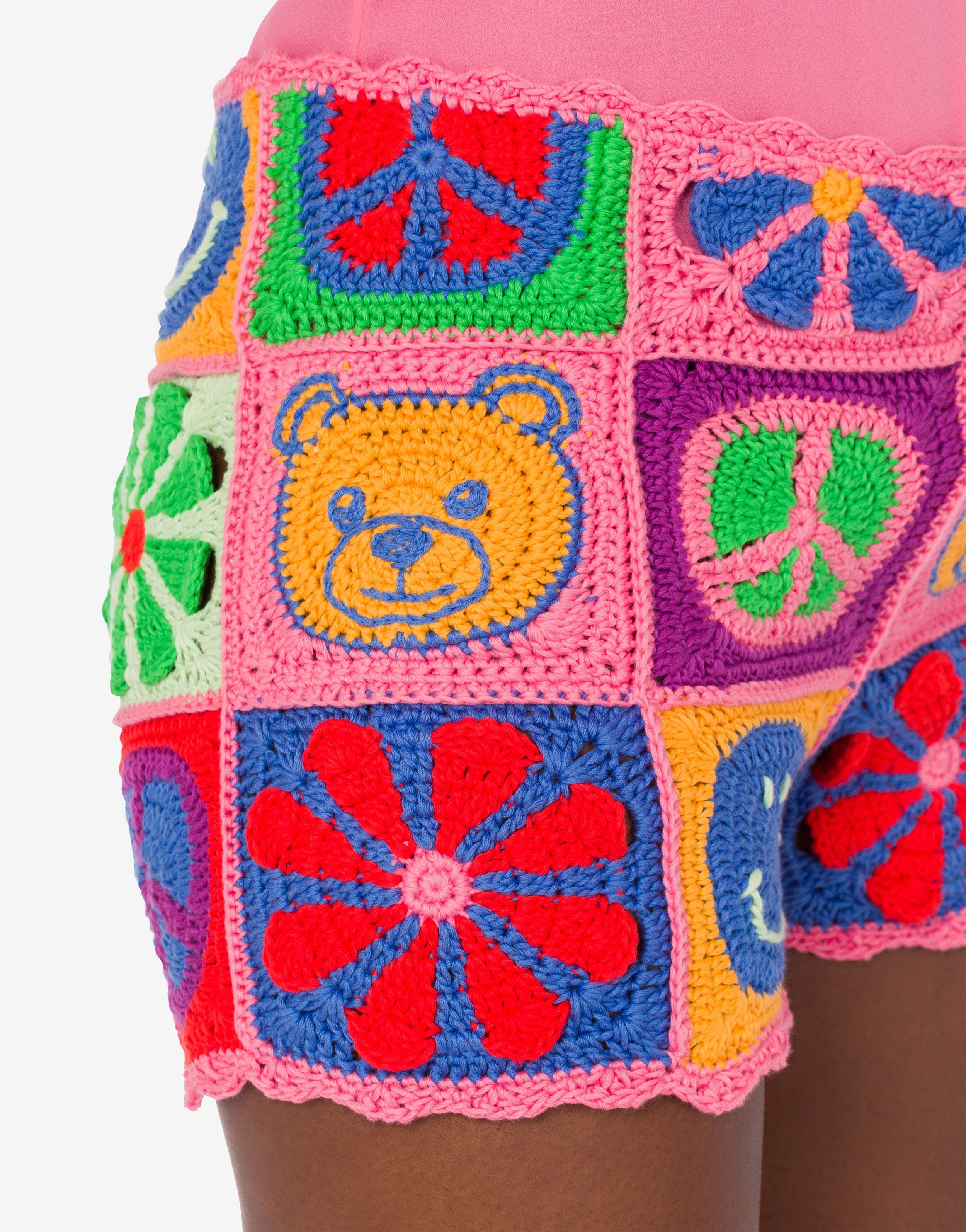 MOSCHINO SYMBOLS CROCHET SHORTS - 4