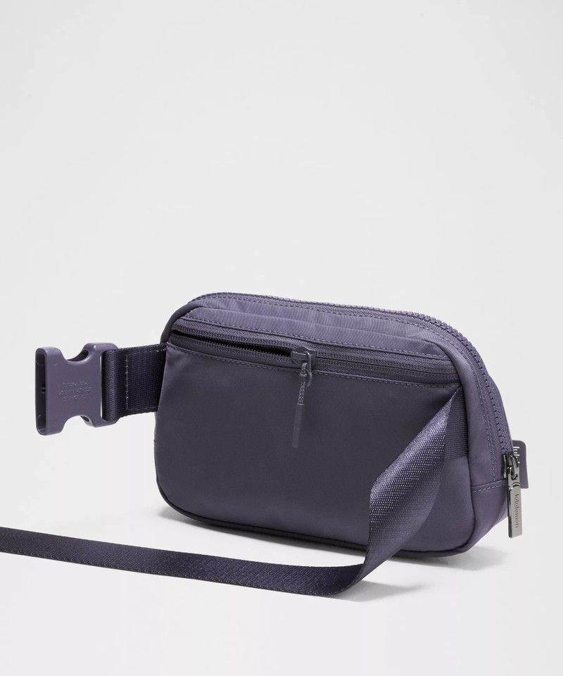 Everywhere Belt Bag with Long Strap 1L 5