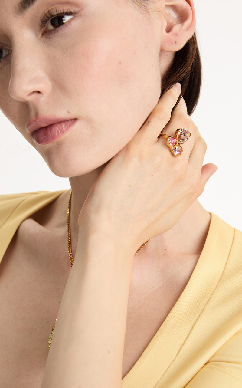 Oscar de la Renta Pear Rhinestone Cluster Ring pink outlook