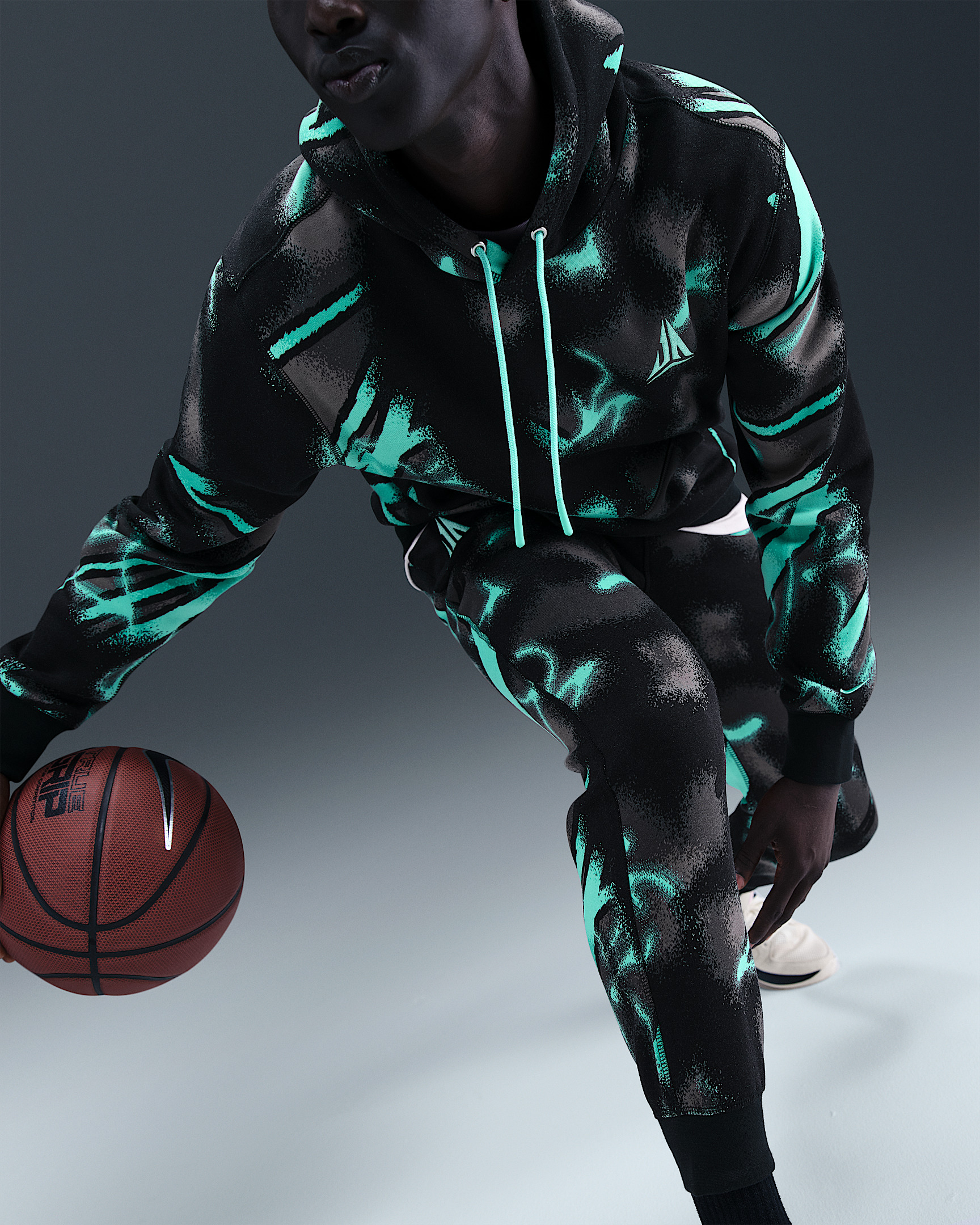 Ja Men's Club Fleece Basketball Joggers - 5