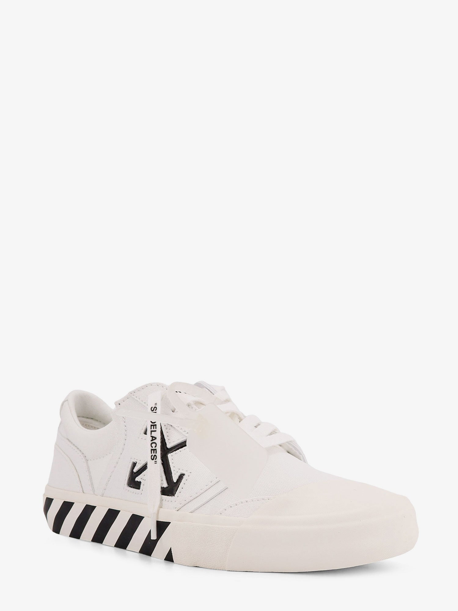 Off White Men Vulc Undercut Canvas Low-Top Sneakers - 2