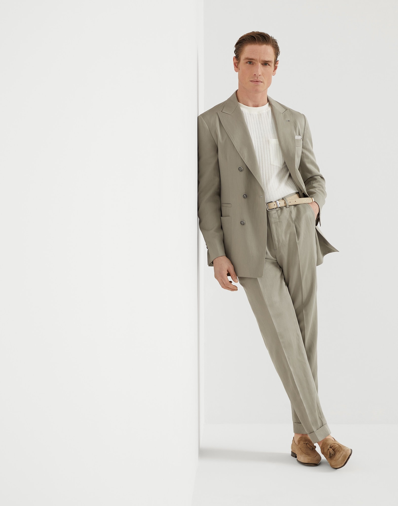 Délavé silk and linen twill one-and-a-half breasted deconstructed blazer with patch pockets and meta - 5