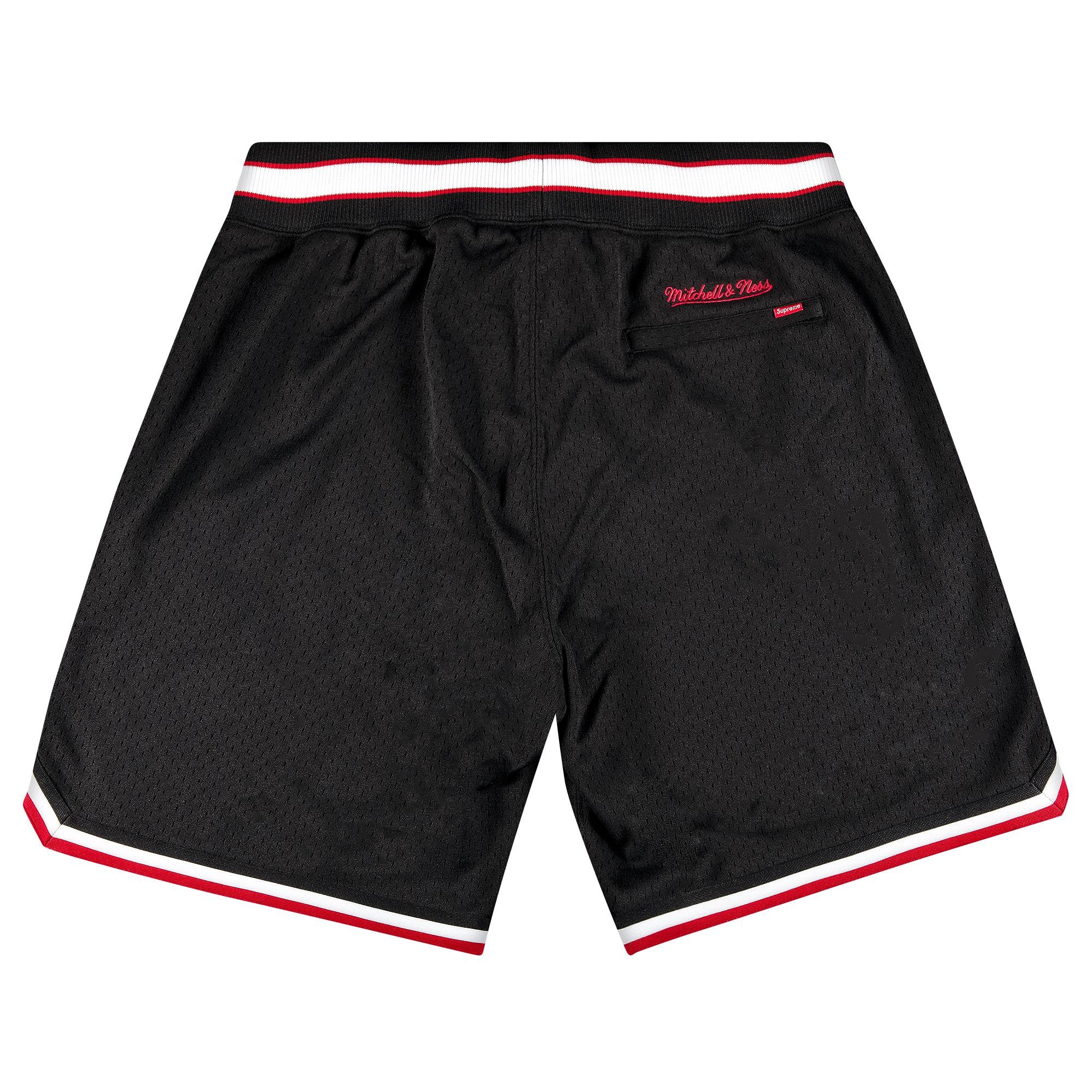 Supreme x Mitchel And Ness Basketball Short 'Black' - 2
