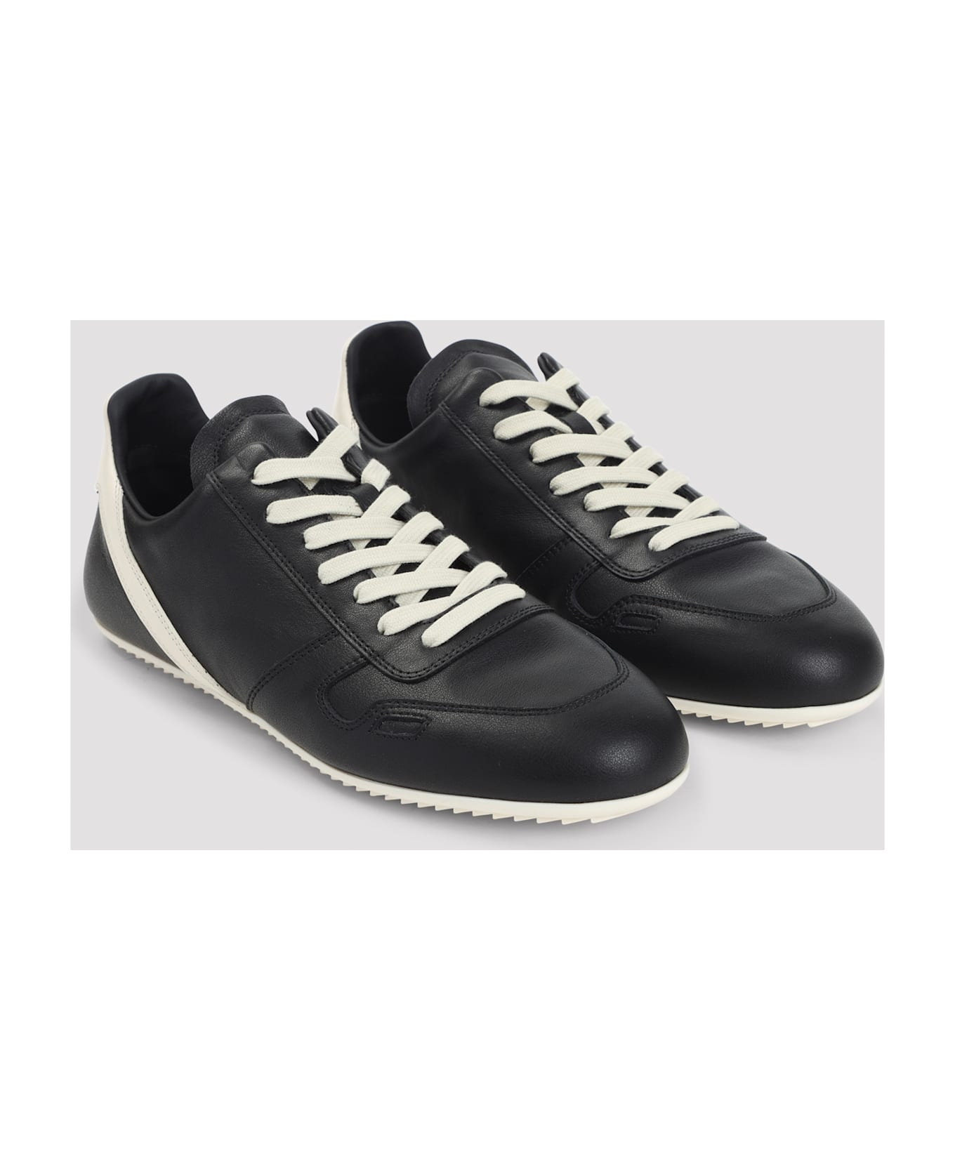 Minimal Sneakers - 5