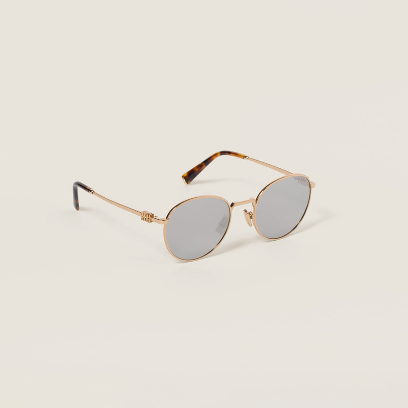 Miu Miu Miu Regard sunglasses outlook
