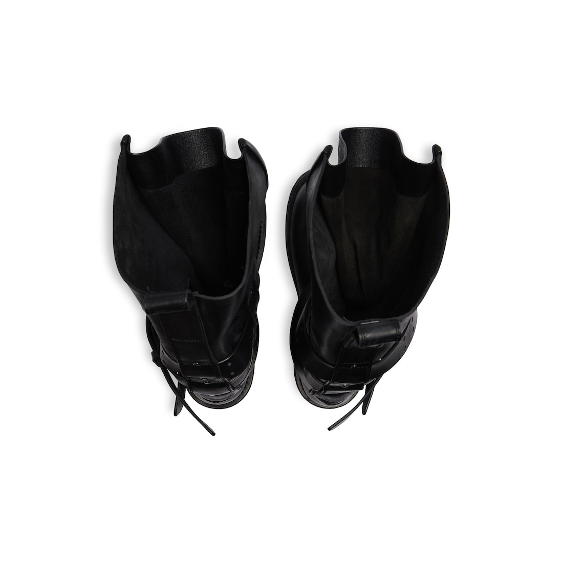 Women's Venom High Boot  in Black - 6