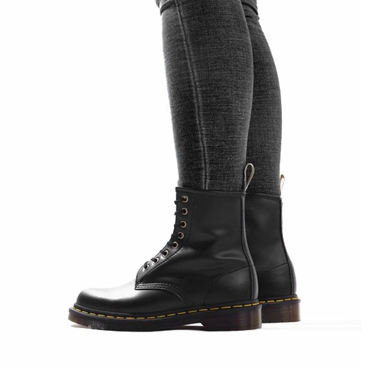 Dr. Martens Vegan 1460 'Felix Rub Off - Black' 14045001 - 7