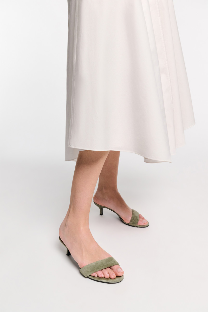 SUEDE SENSATION kitten heel sandal 5