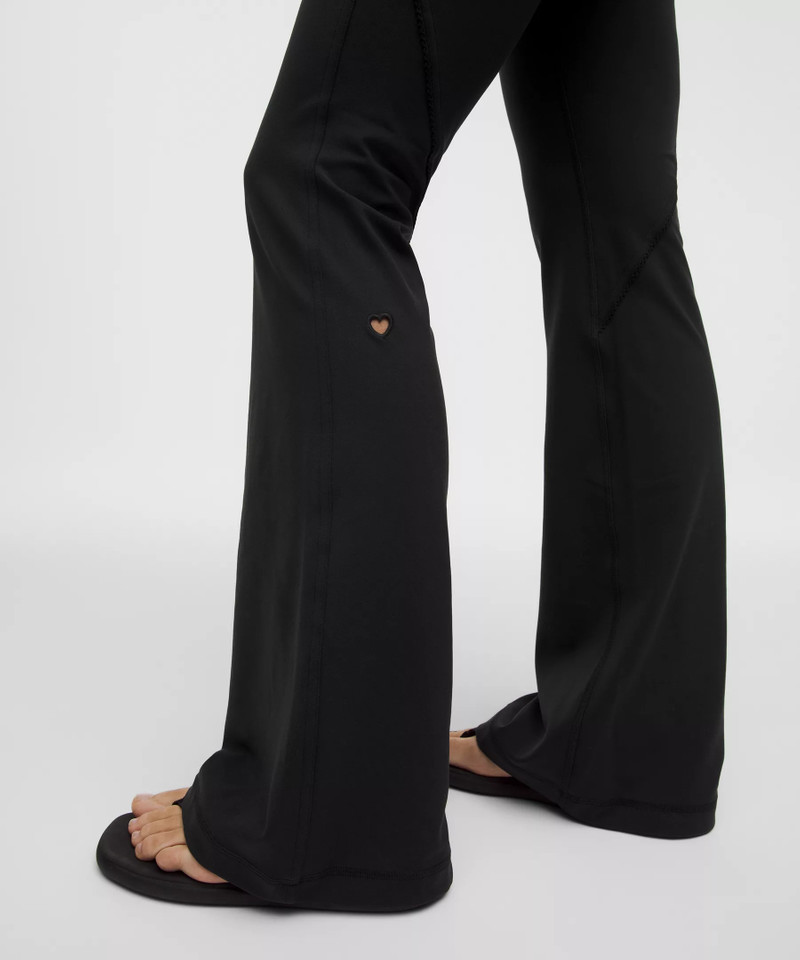 Groove No Line High-Rise Flared Pant *Heart 6