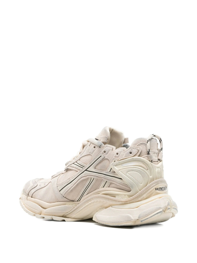 BALENCIAGA Balenciaga Sneakers outlook