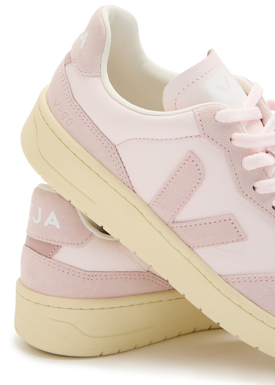 Veja V-90 Panelled Grained Leather Sneakers - 4