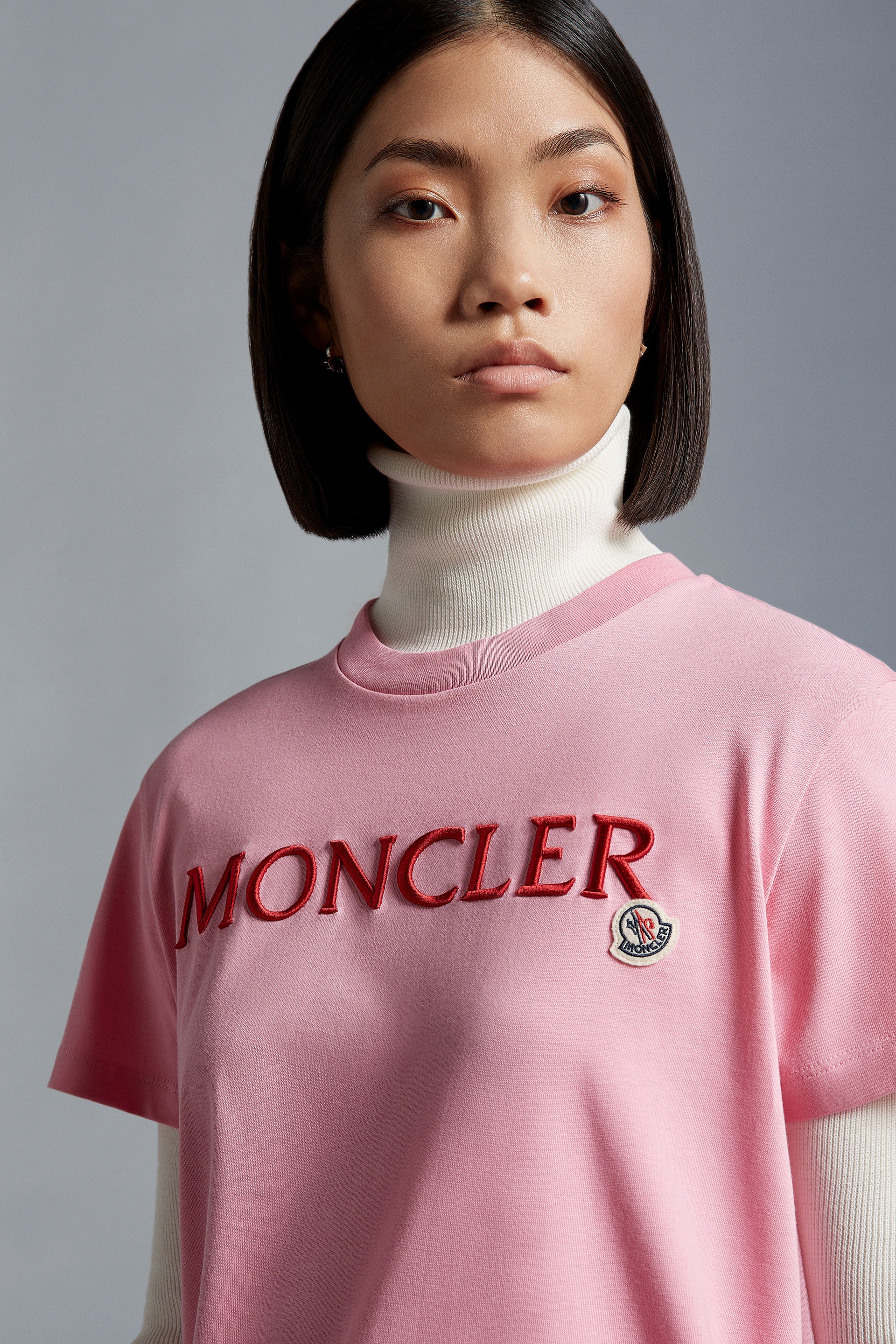 【関税＆送料込み】Moncler Embroidery T-Shirt Moncler Logo Cotton T-Shirt | Saks Fifth Avenue