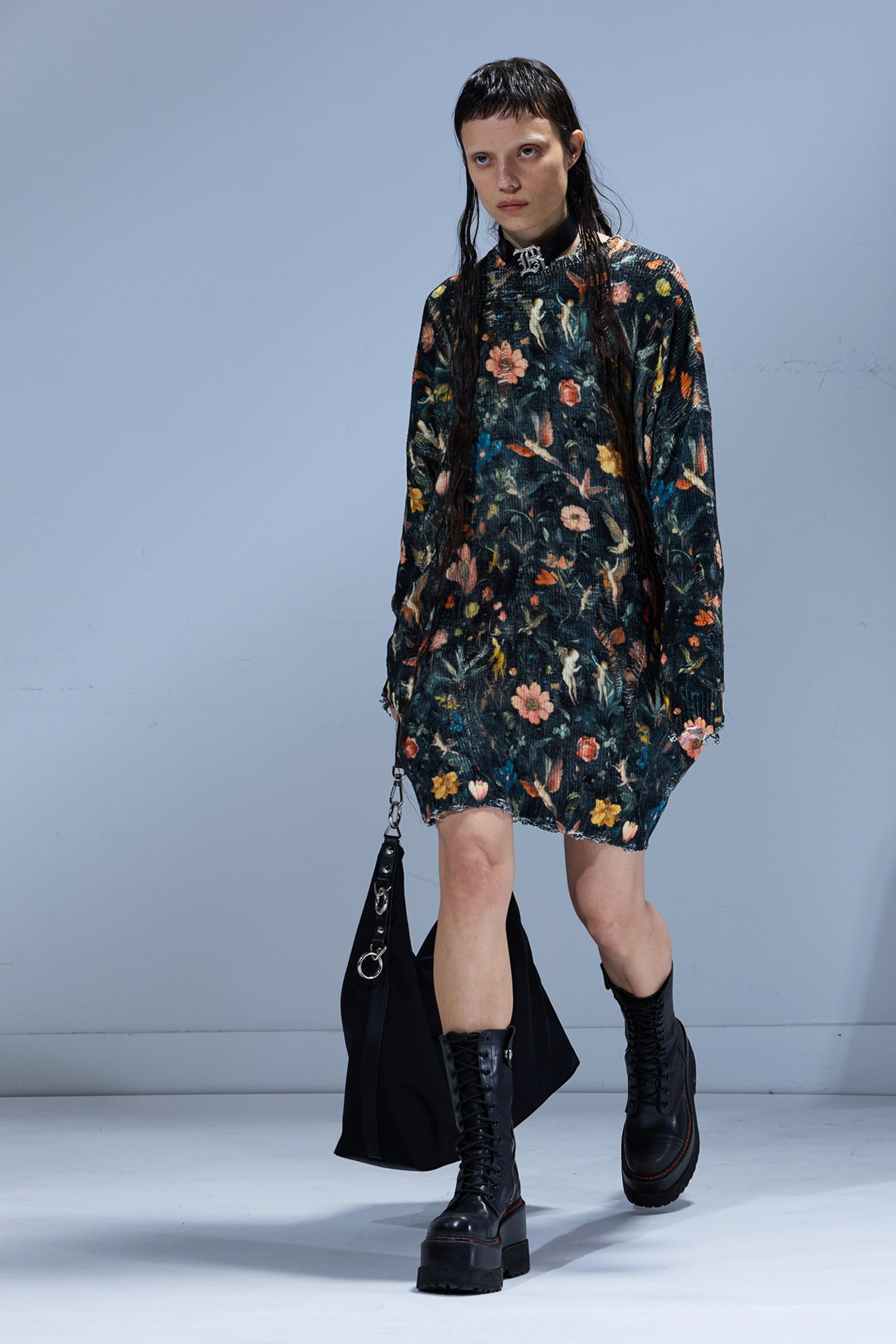 PRINTED GRUNGE SWEATER DRESS - 2