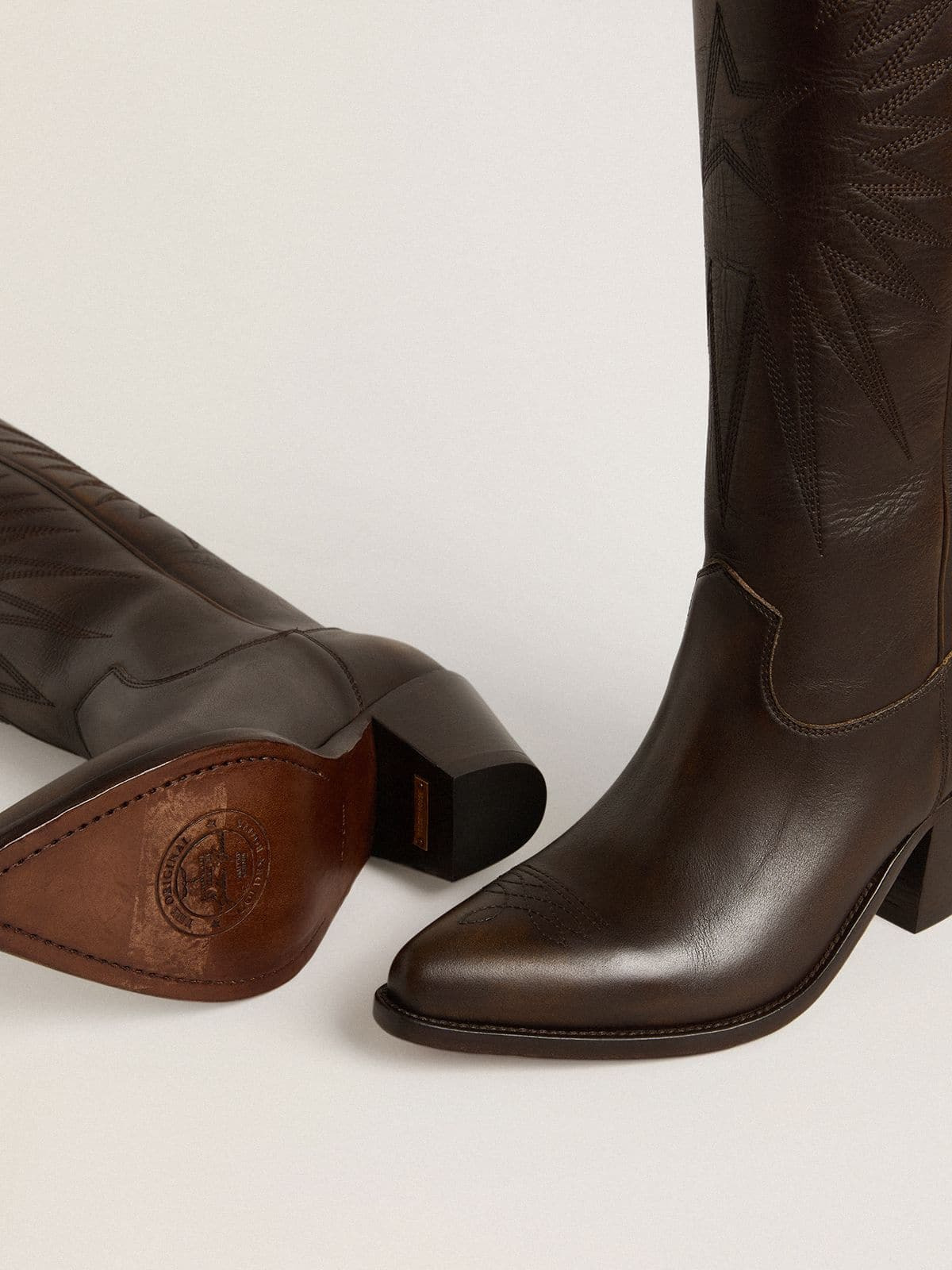 Wish Star boots in dark brown leather with tone-on-tone embroidered star - 4