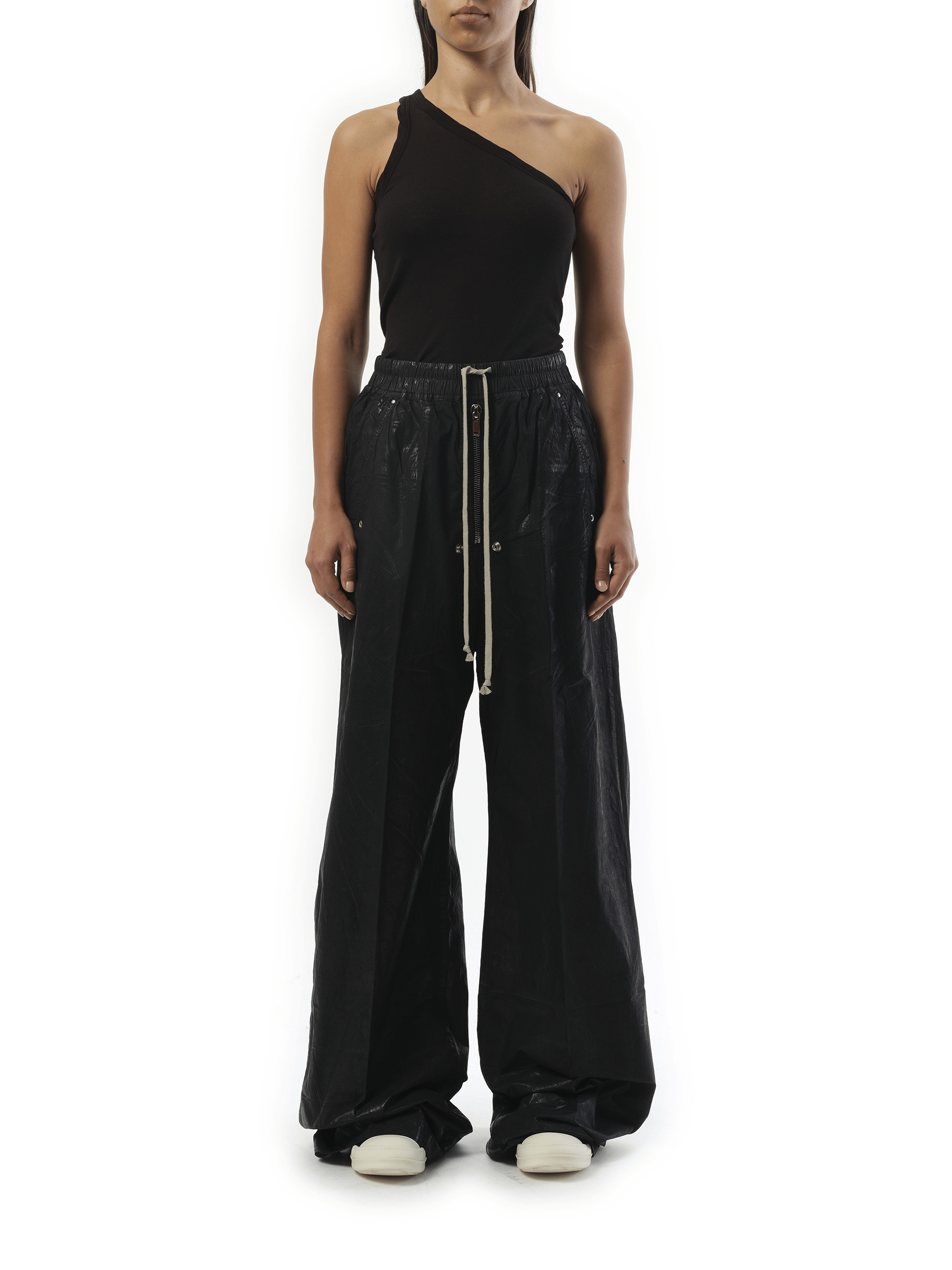Geth Belas in Black - 4