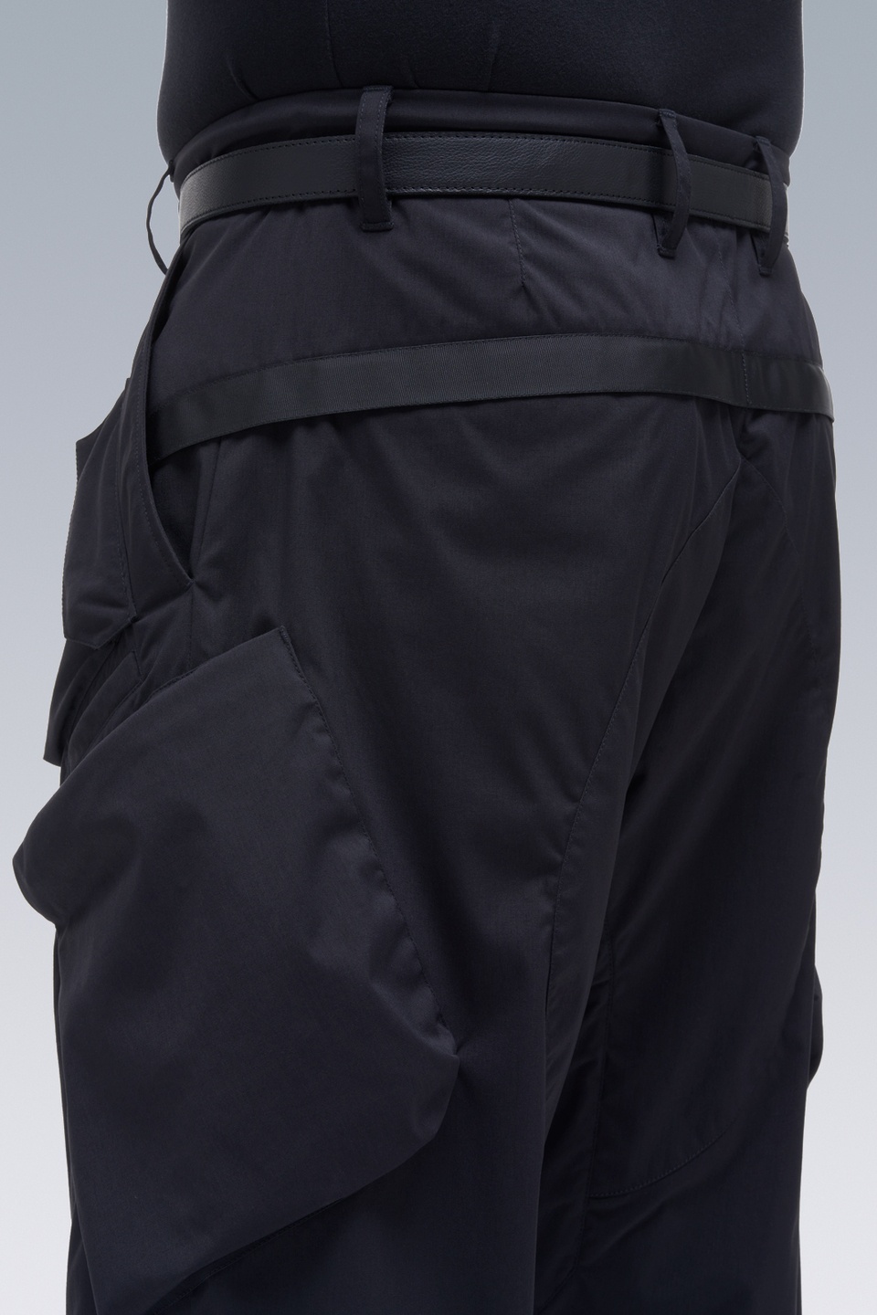 ACRONYM P24A-E Encapsulated Nylon Articulated BDU Trouser Black ...
