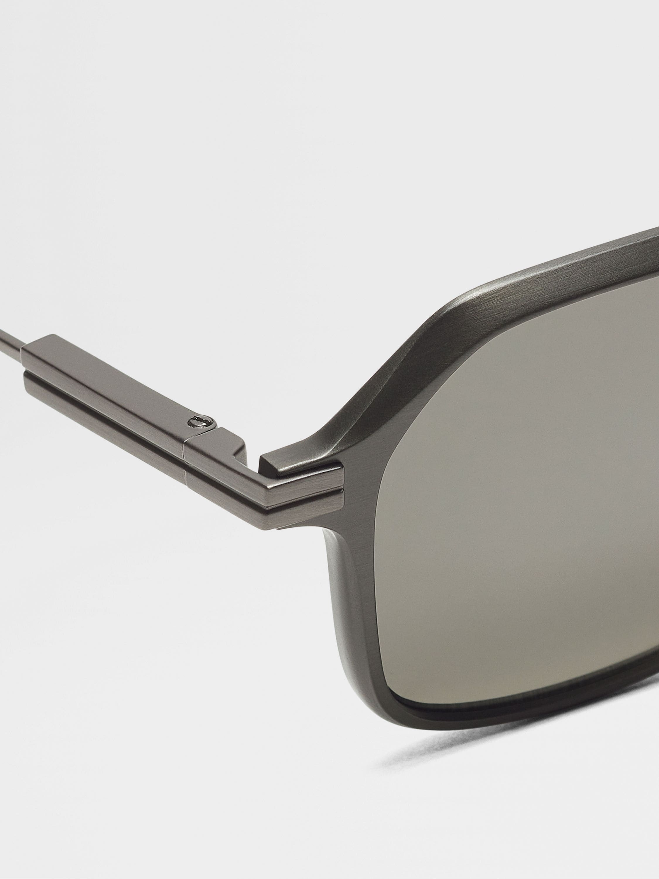 GREY ALUMINUM AND METAL SUNGLASSES - 2