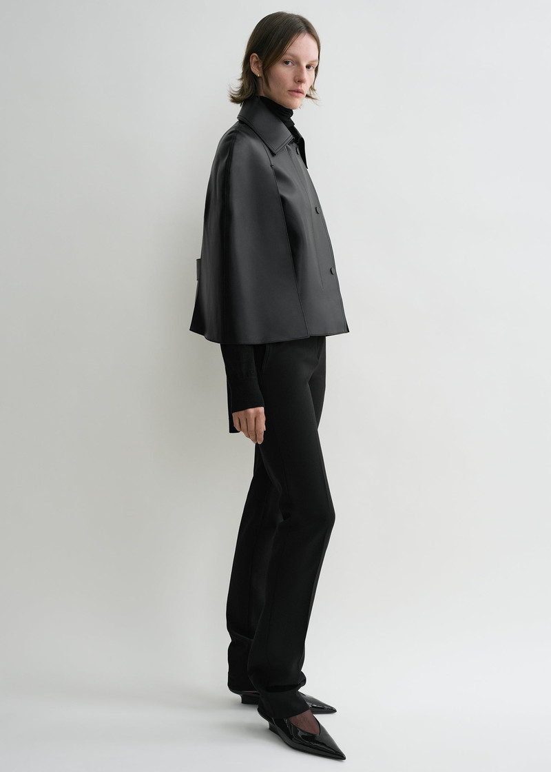 Totême Double leather cape black outlook