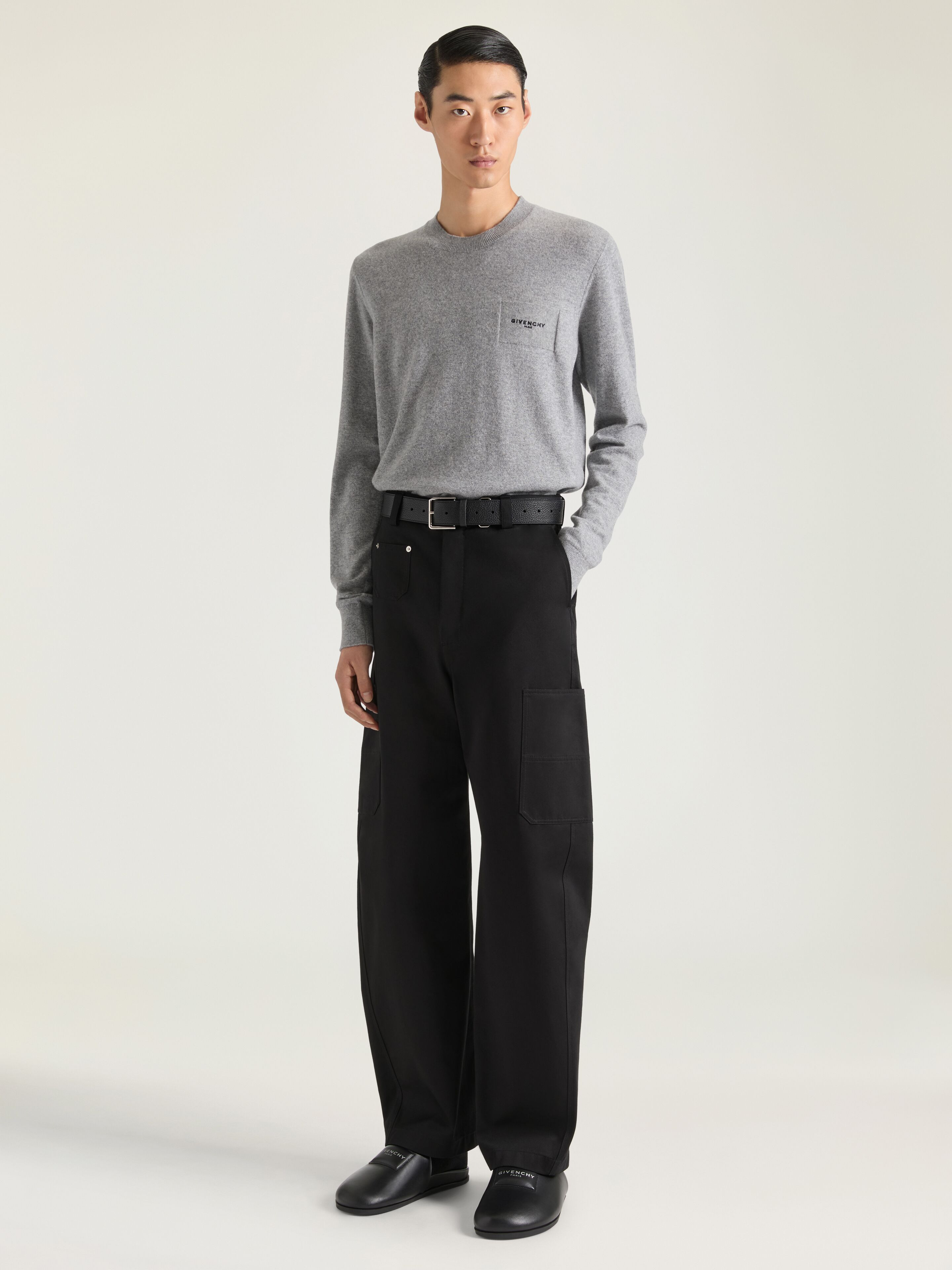SWEATER IN WOOL AND CASHMERE EMBROIDERED GIVENCHY PARIS - 2