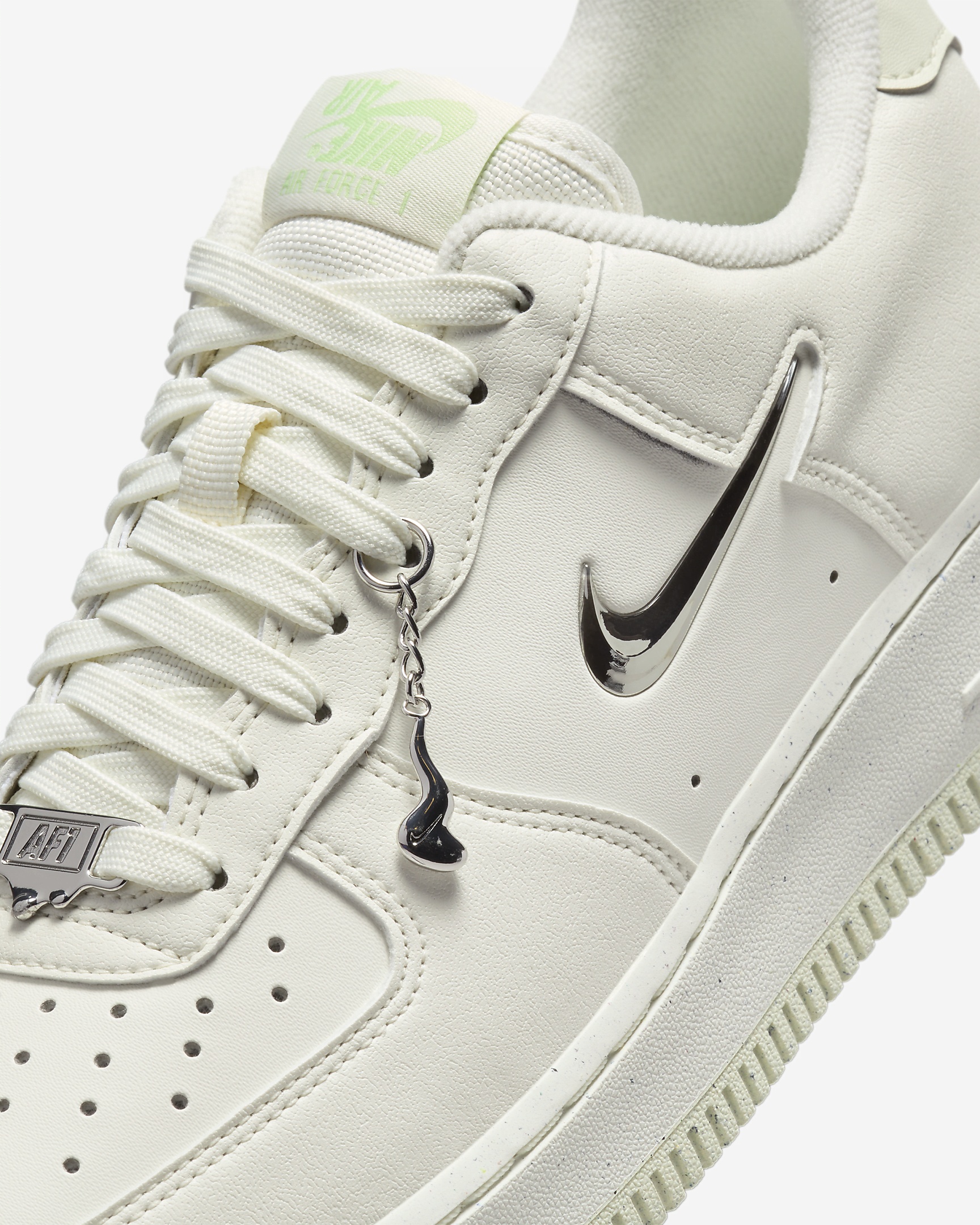Nike Air Force 1 '07 Next Nature SE Women's Shoes - 8