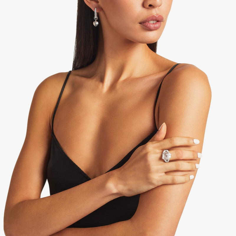 JIMMY CHOO Heart Double Ring
Silver-Finish Heart Double Ring with Crystals outlook