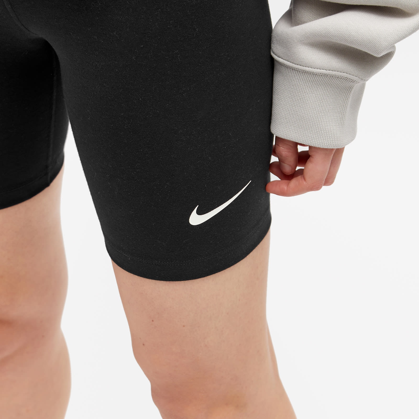 Nike High Waisted 8 Inch Biker Shorts - 5