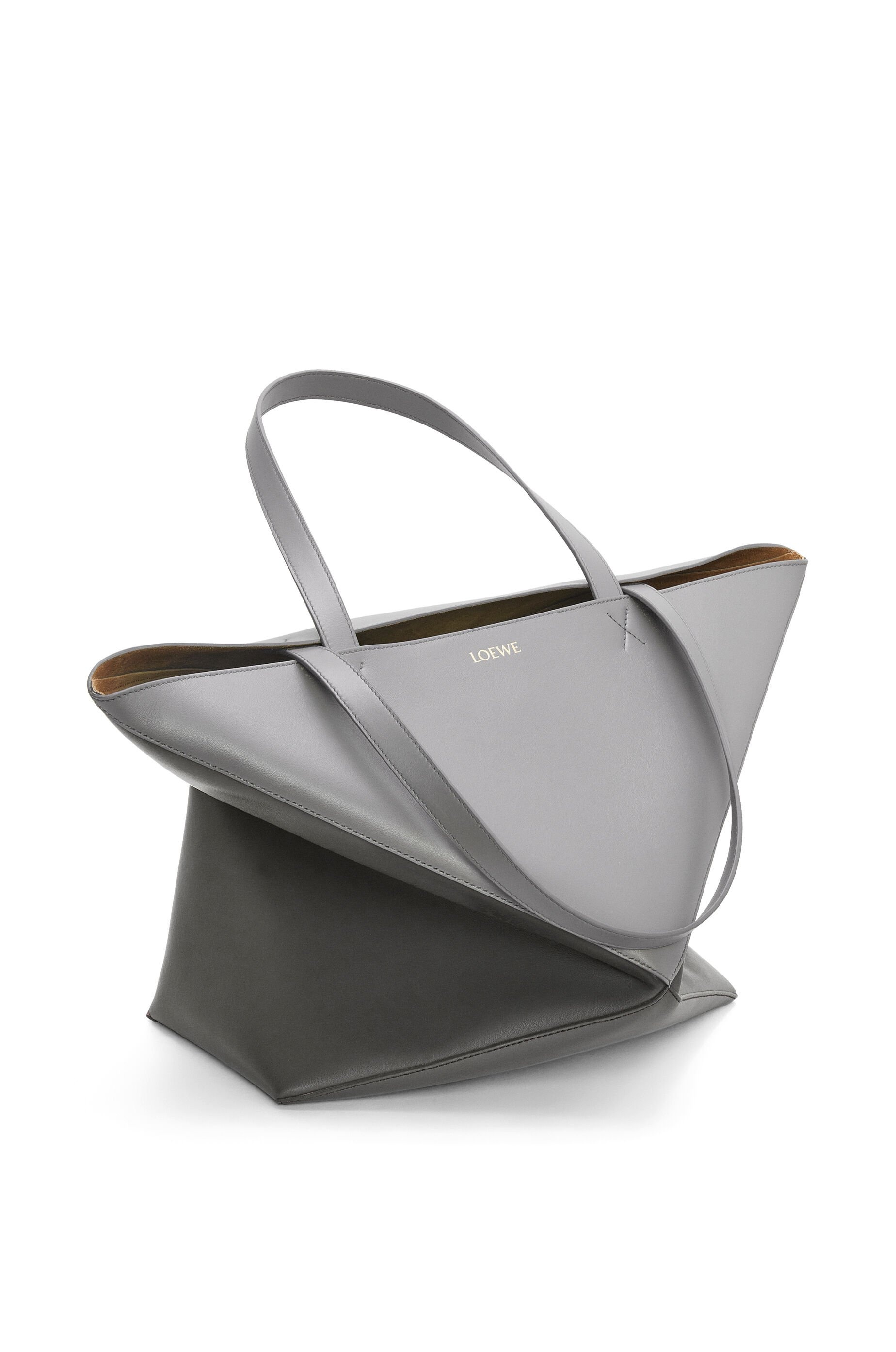 Large Puzzle Fold Tote in shiny calfskin 4