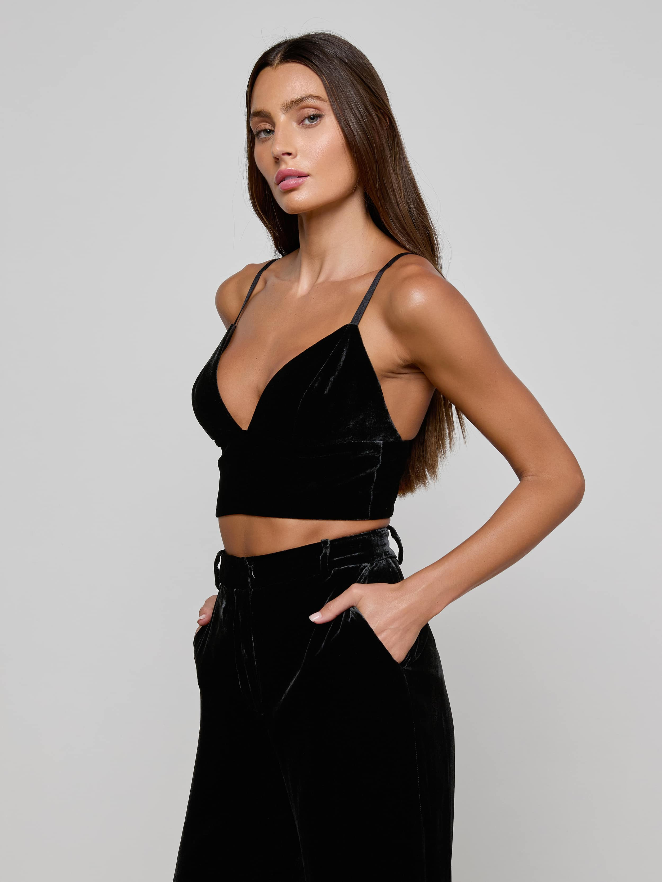 Aislin Velvet Bralette - 4