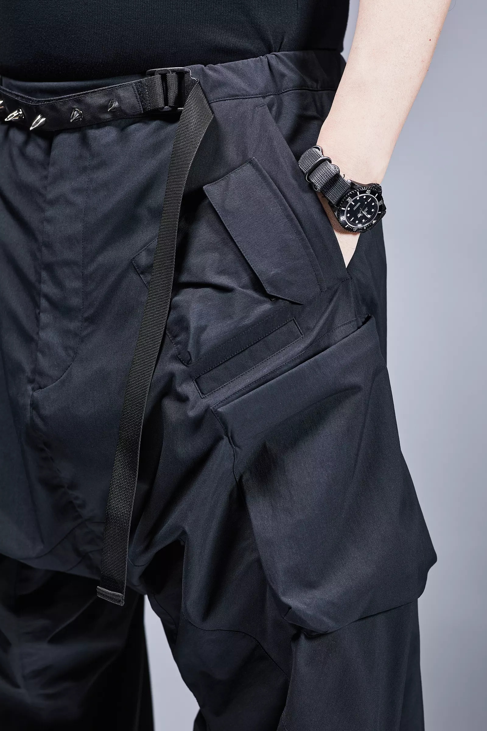 P30AL-E Encapsulated Nylon Ultrawide Drawcord Cargo Trouser Black - 19