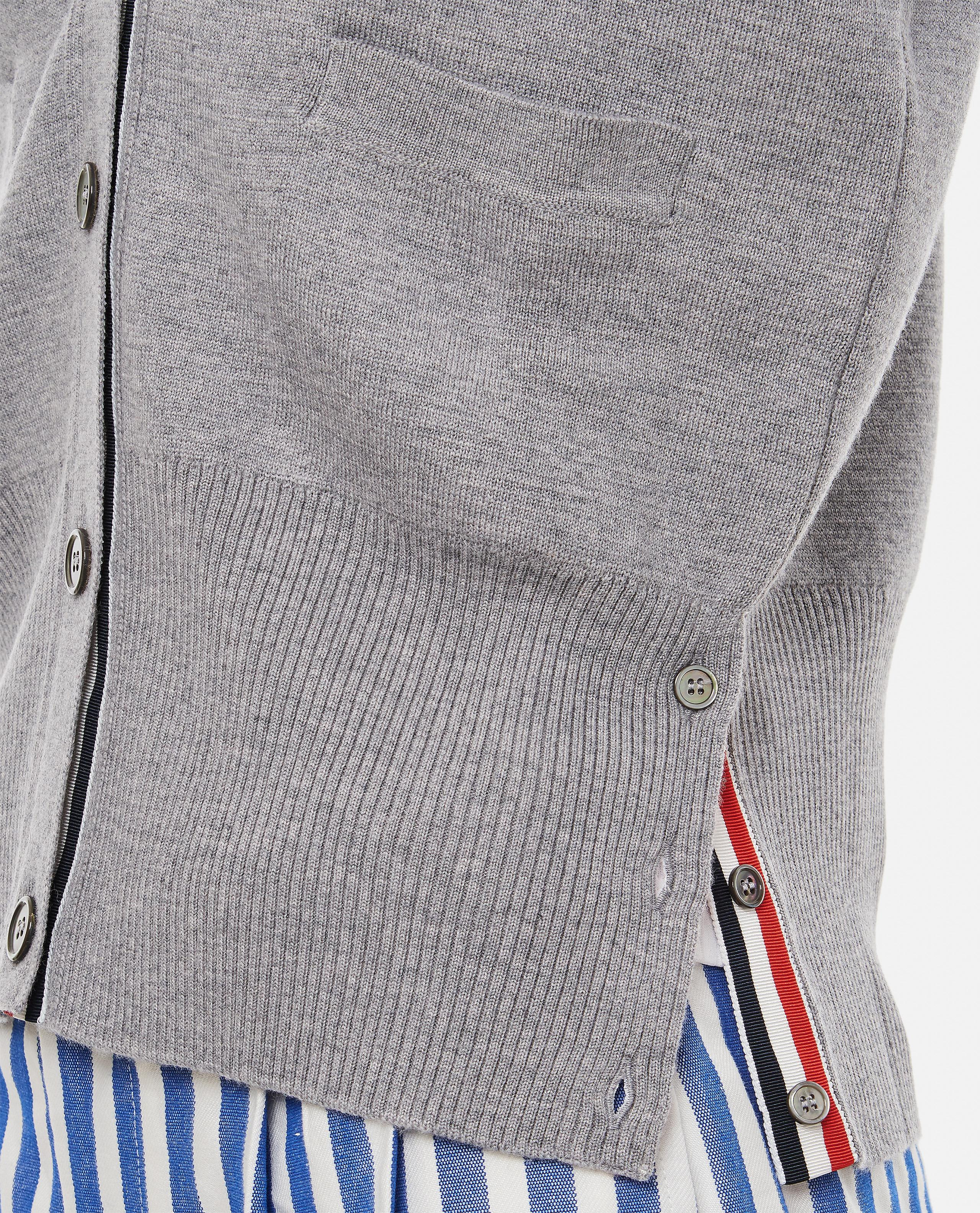 V-NECK MERINO WOOL CARDIGAN - 4