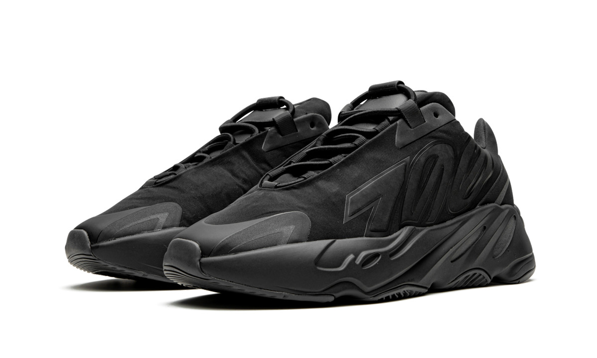 Yeezy Boost 700 MNVN - 3