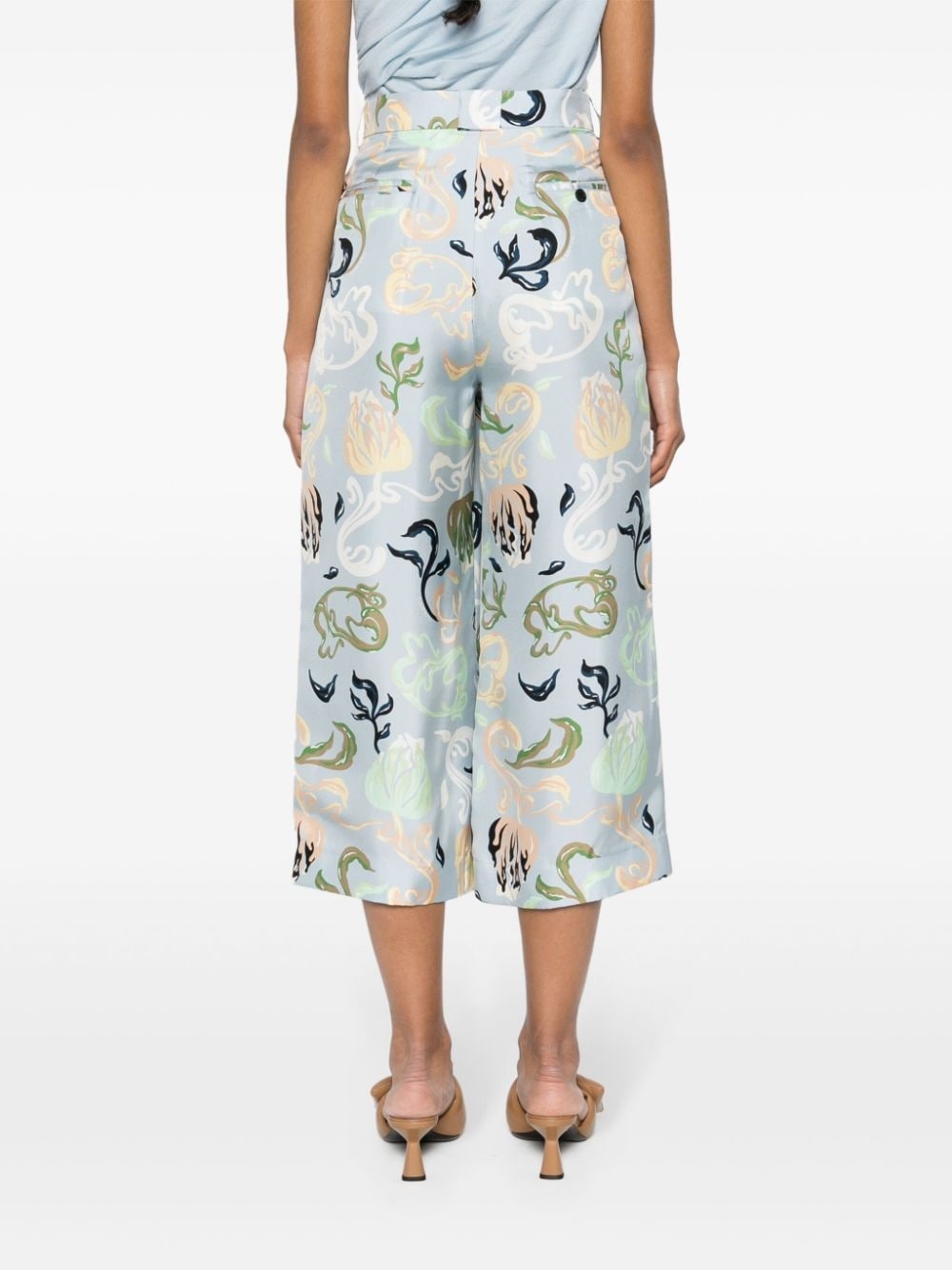 graphic-print silk cropped trousers - 4