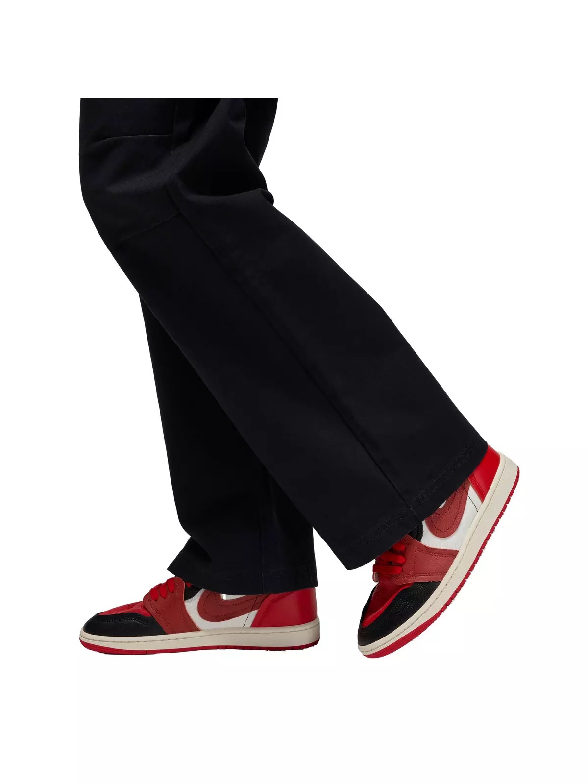 Women's Chicago 24 Pants - 6