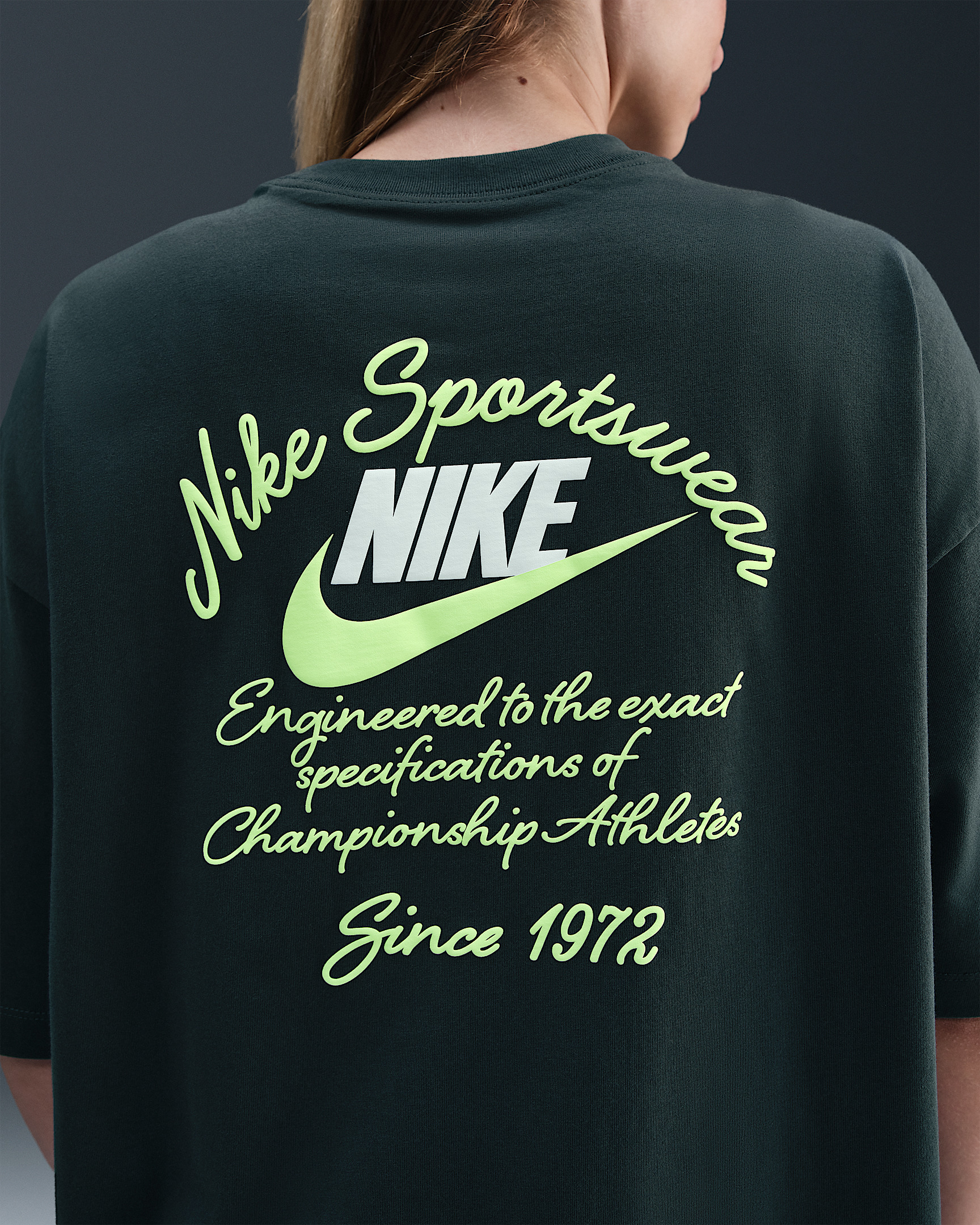 Nike Sportswear Women's Oversized T-Shirt - 2
