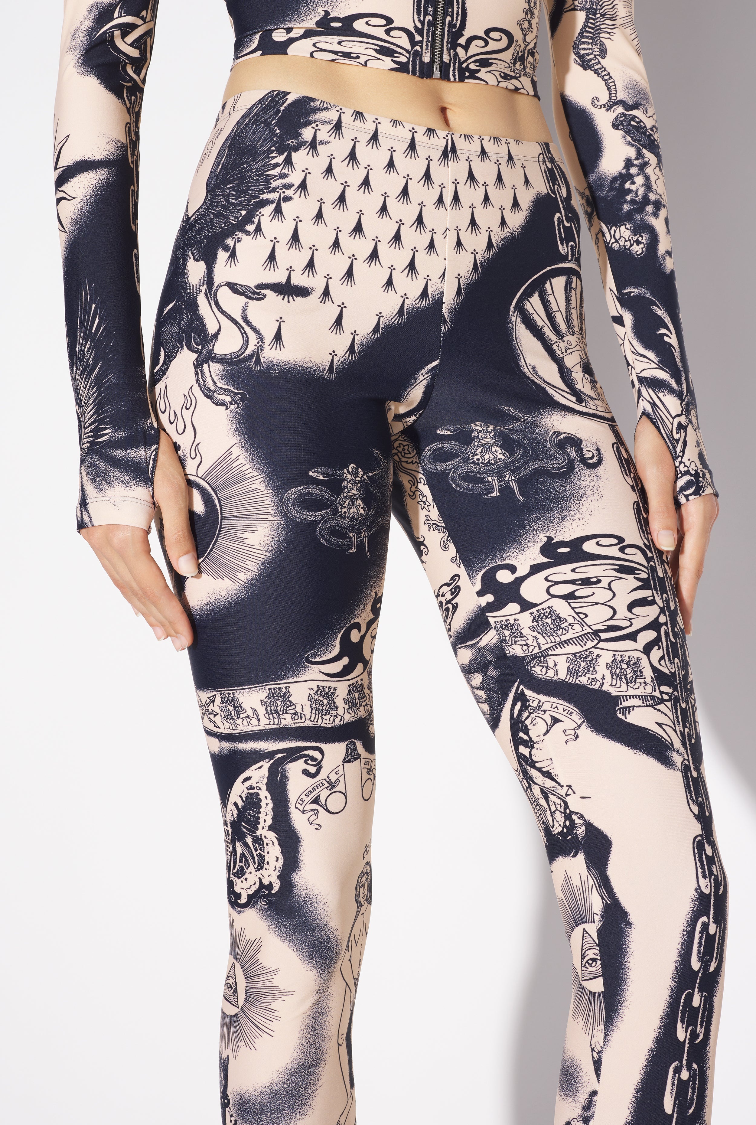 THE HERALDRY TATTOO LEGGINGS - 4