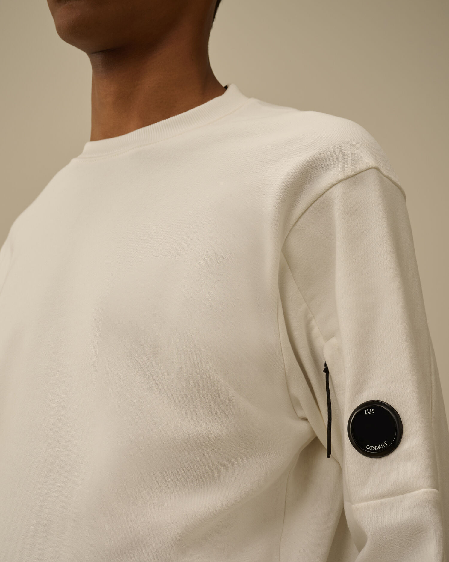 Diagonal Raised Fleece Crewneck Lens Sweatshirt - 4