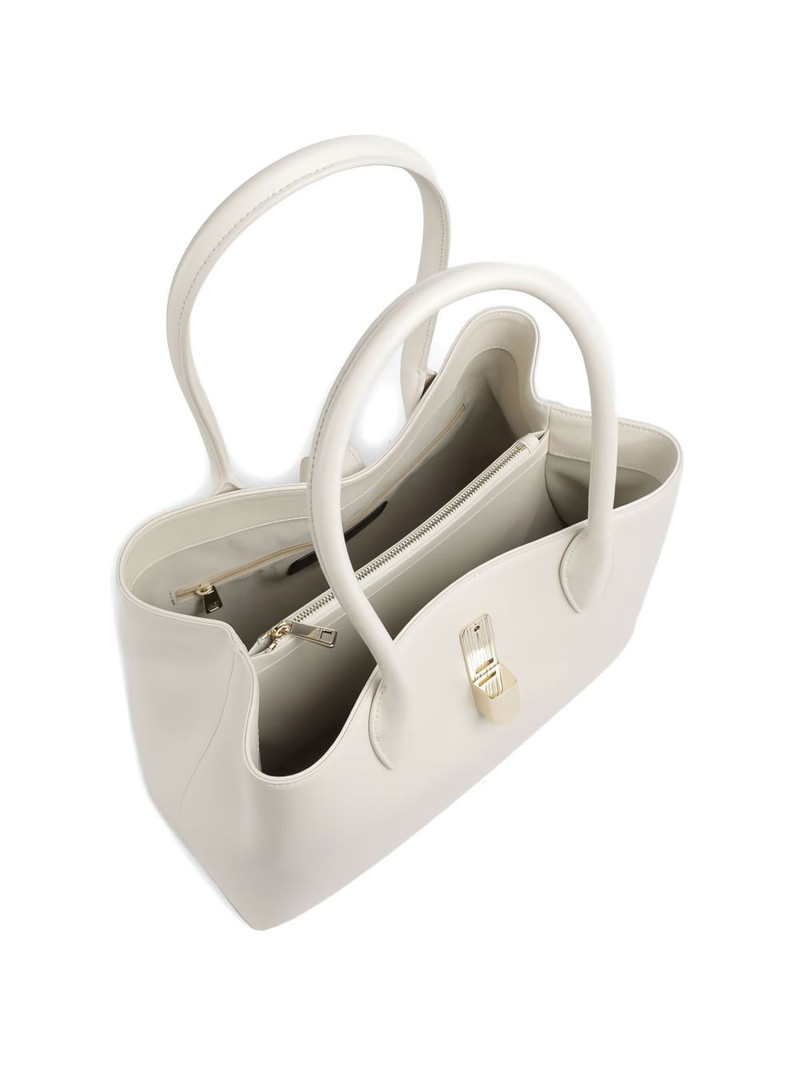 white shoulder bag 4
