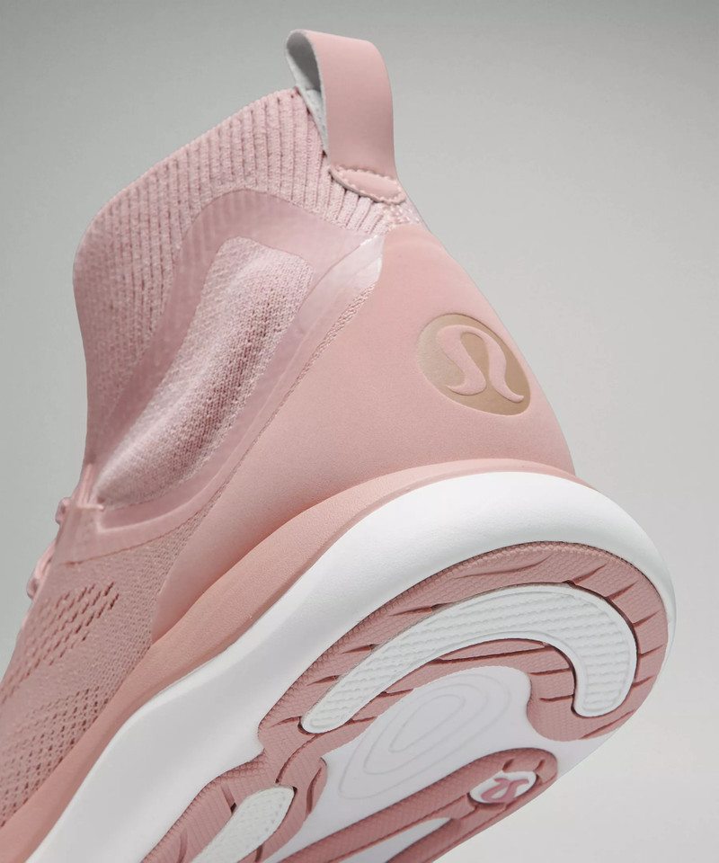 Women's Chargefeel Mid Workout Shoe 9