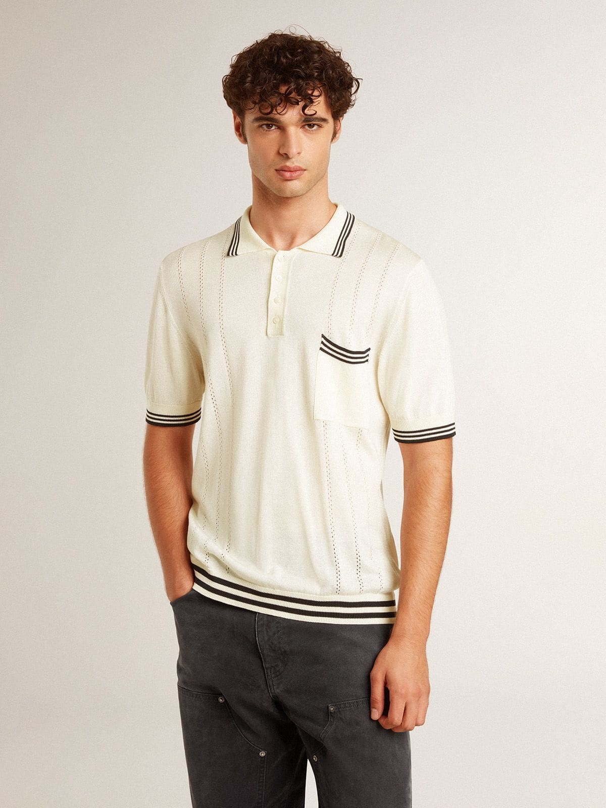 Men's worn-white knitted polo shirt with blue ribbing - 2