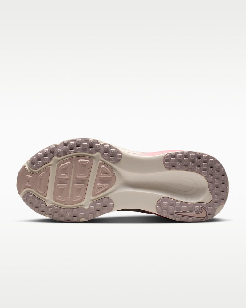 Nike Nike Vomero 18 Women's Road Running Shoes outlook