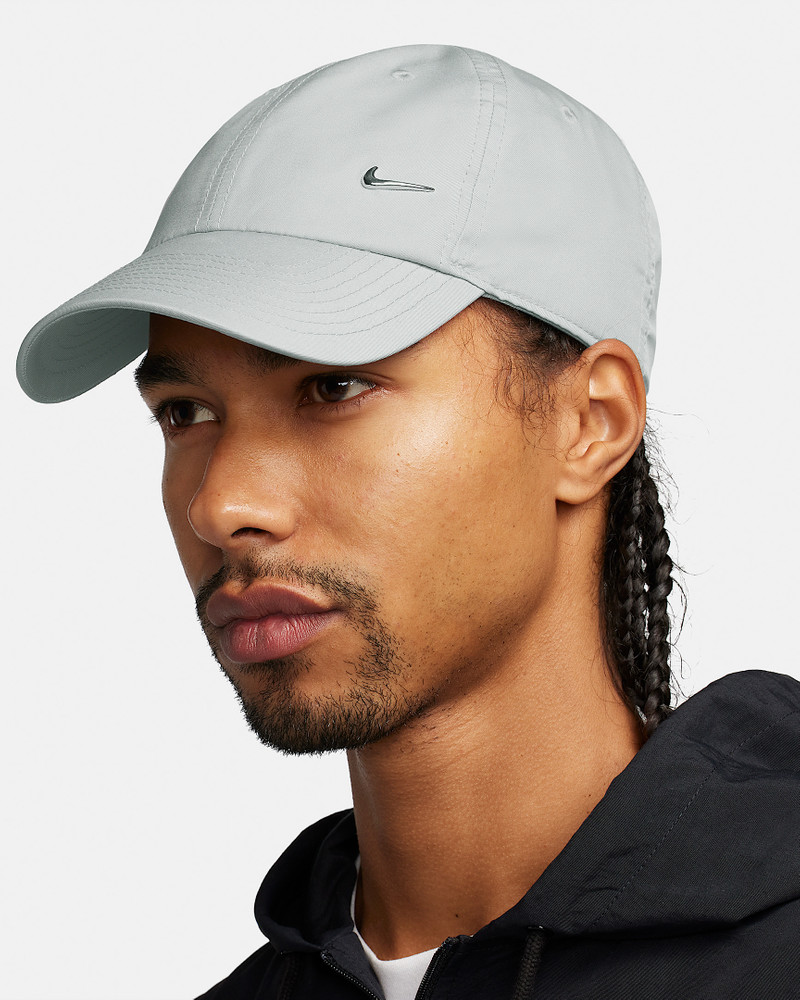 Nike Dri-FIT Club Unstructured Metal Swoosh Cap 4