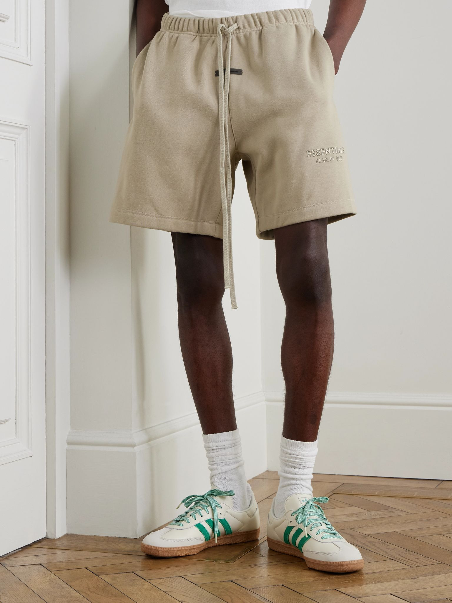 Wide-Leg Logo-Appliquéd Cotton-Blend Jersey Drawstring Shorts Beige - 3