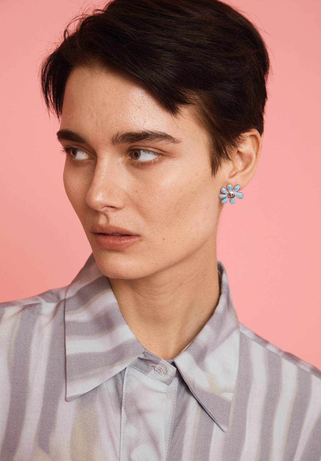 POPPY AQUAMARINE PAVE HAPPY BLOSSOM EARRING - 2