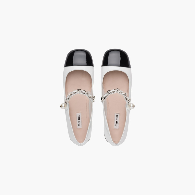 Patent leather ballerinas 4