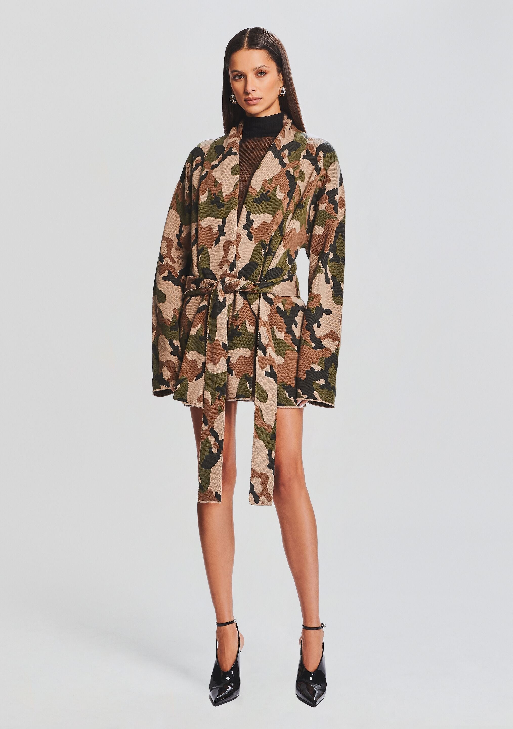 AUGUSTUS ROBE - 2