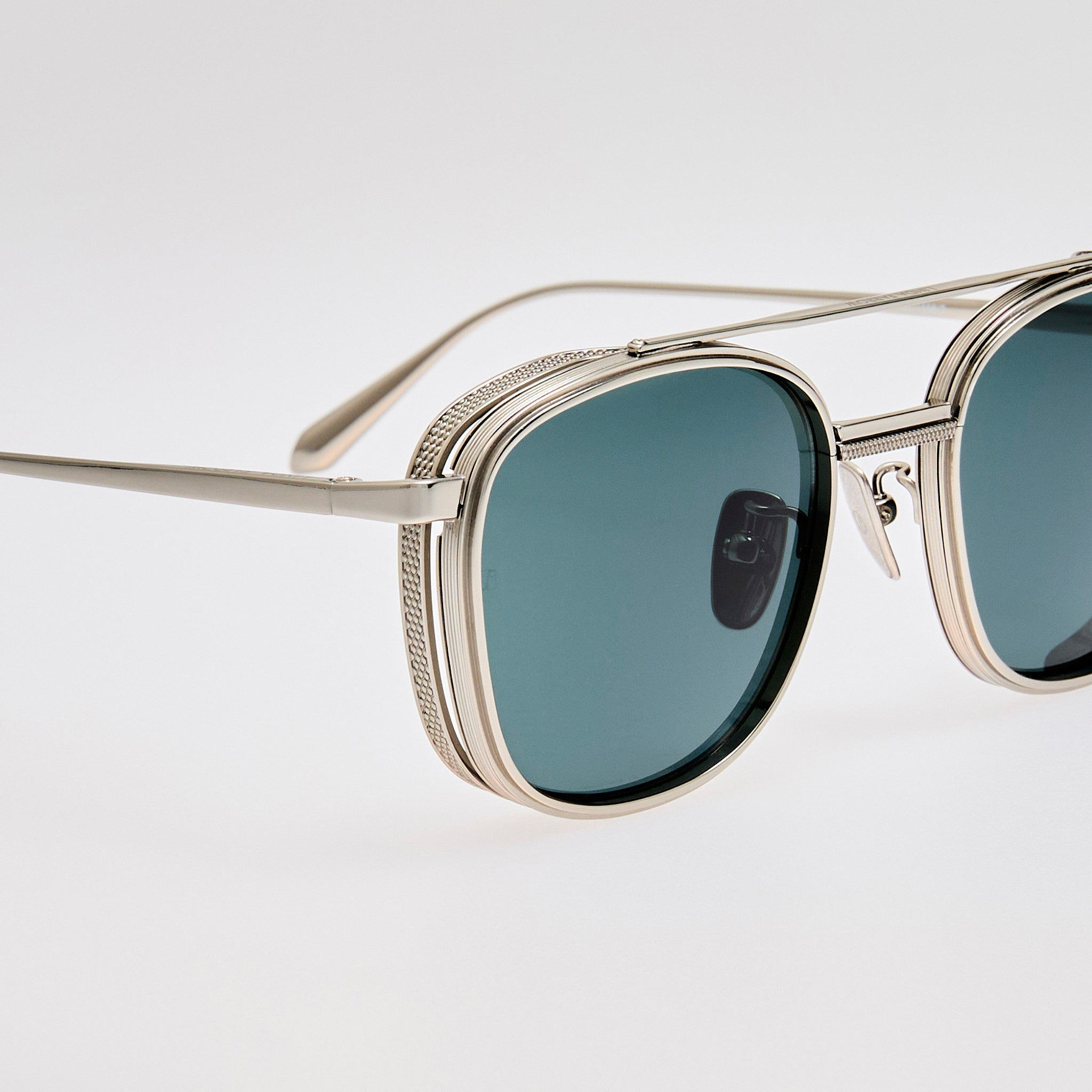 Varo Sunglasses in Green and White Gold - 3