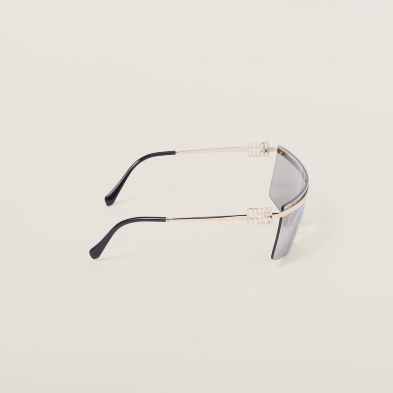 Miu Miu Miu Miu Logo sunglasses outlook