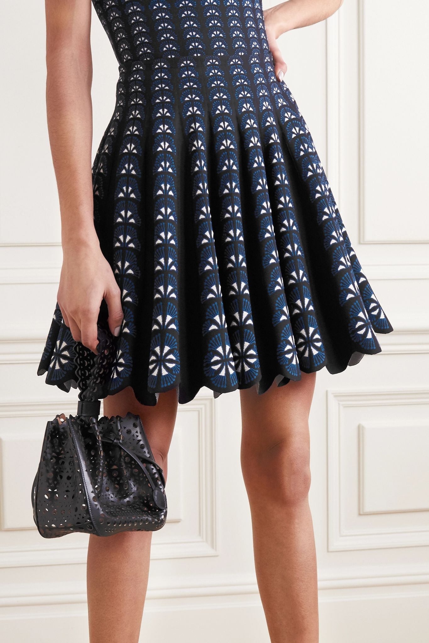 Pleated jacquard-knit skirt - 3